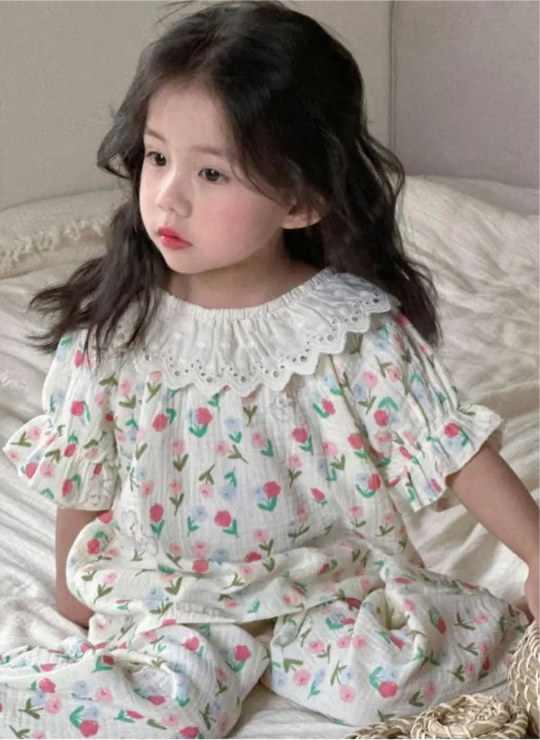 Girls Pattern Lace Set