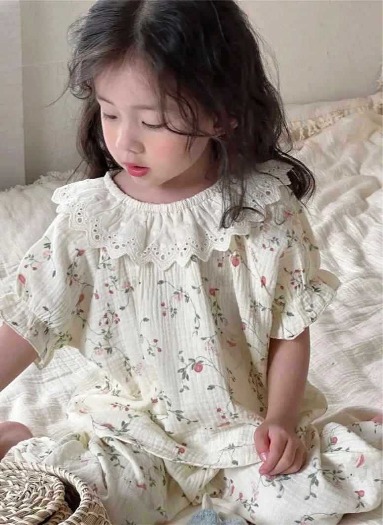 Girls Pattern Lace Set