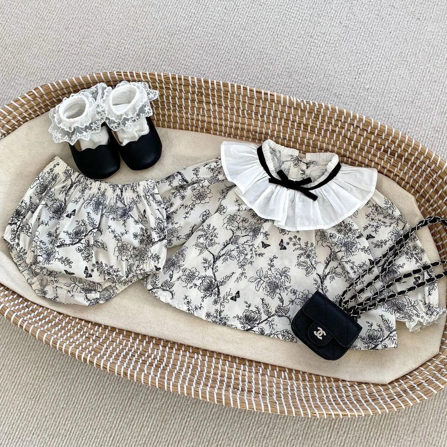Black Floral Bow Collar Blouse Set