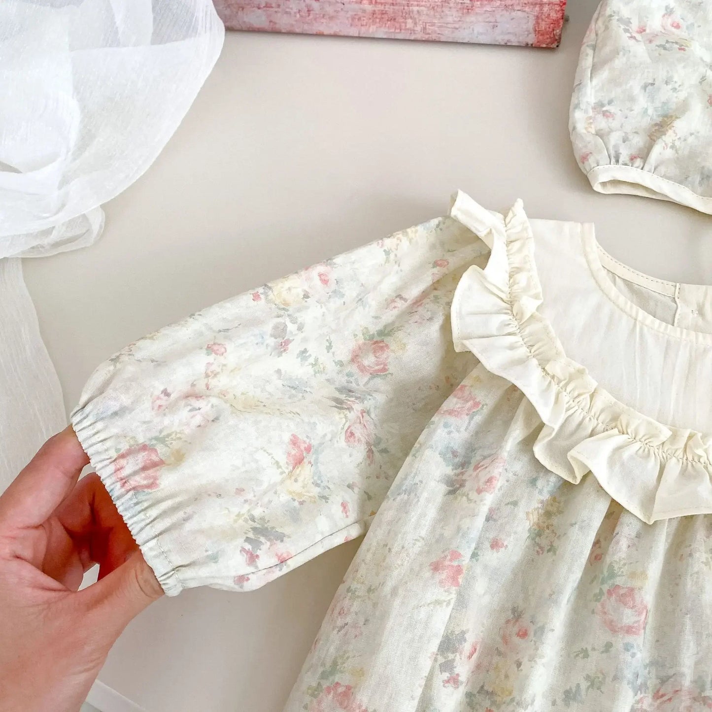 Retro Floral Big Lace Collar Romper and Hat