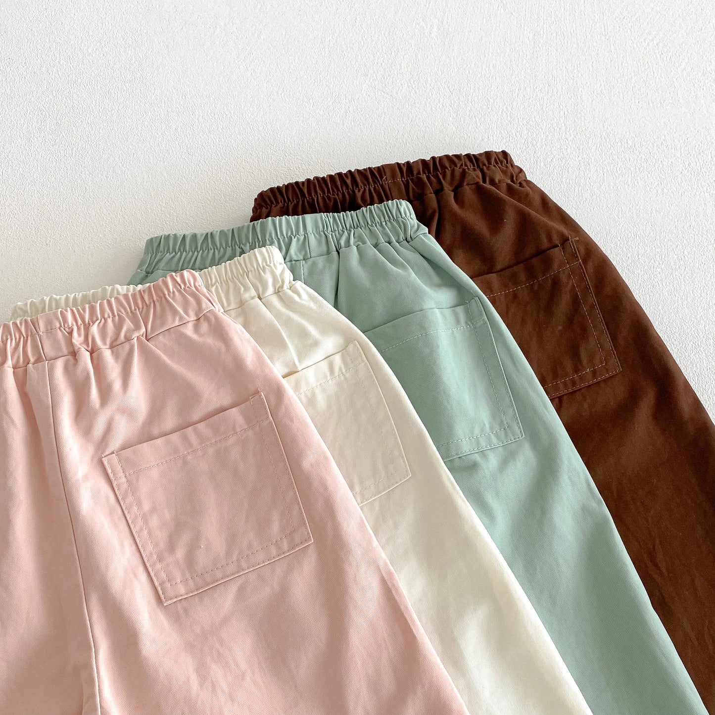 Bold Elastic Waist Pocket Pants