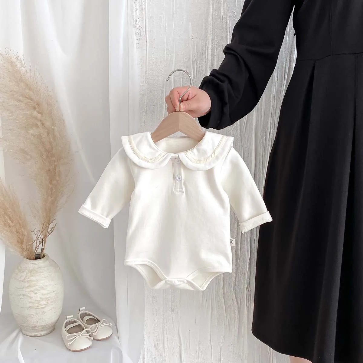 Cute Collar Contrast Bodysuit