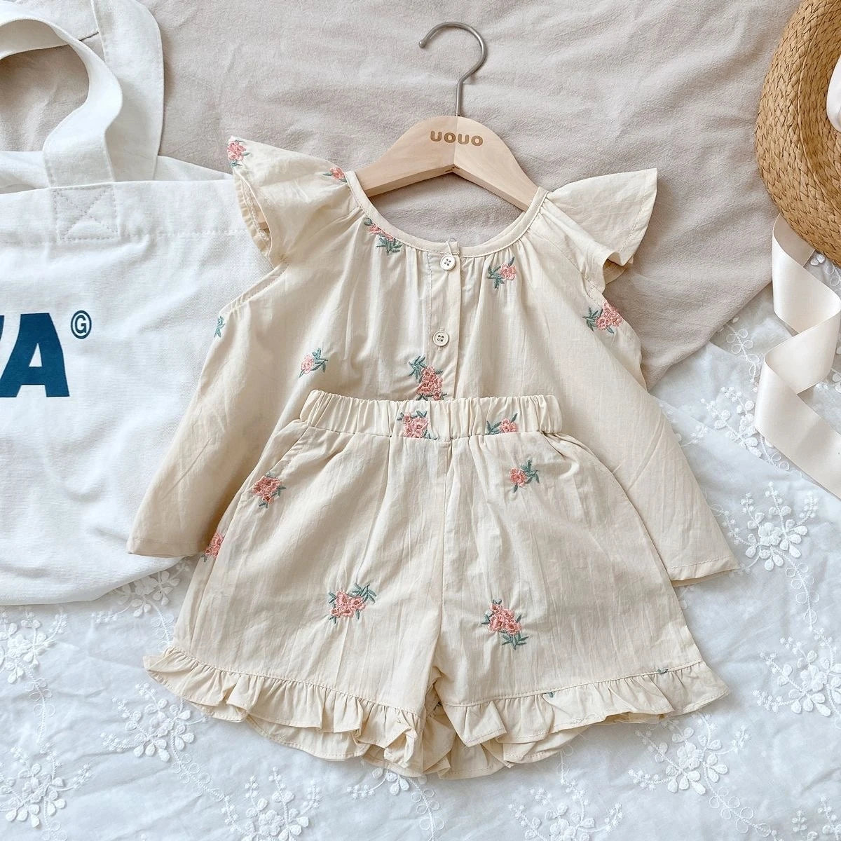 Flying Sleeve Floral Embroidery Set