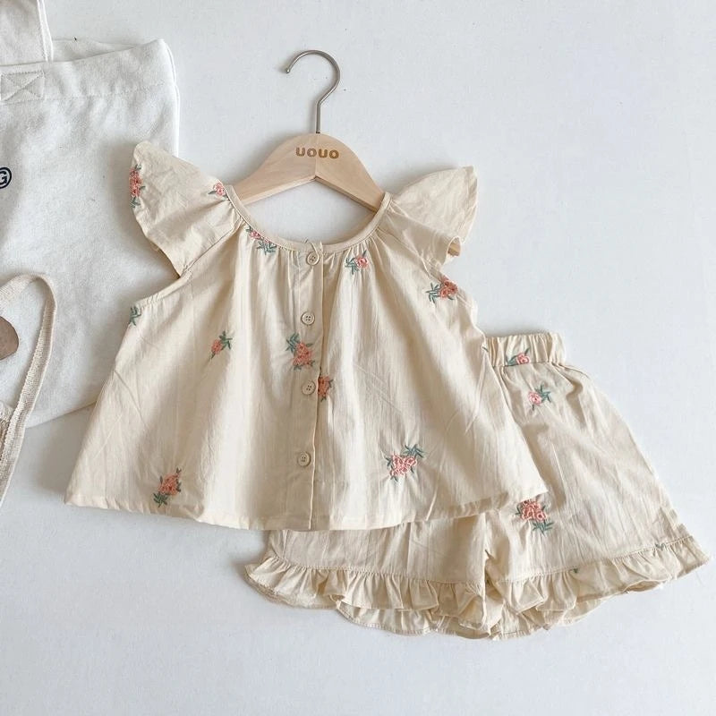 Flying Sleeve Floral Embroidery Set