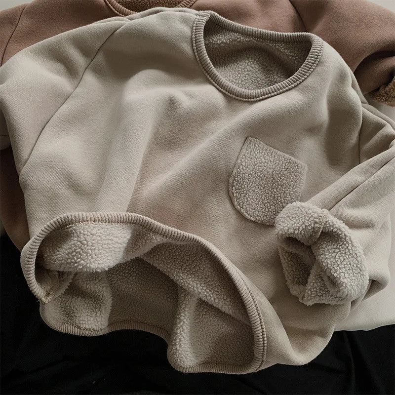 Unisex Fleece Pullover with Pocket