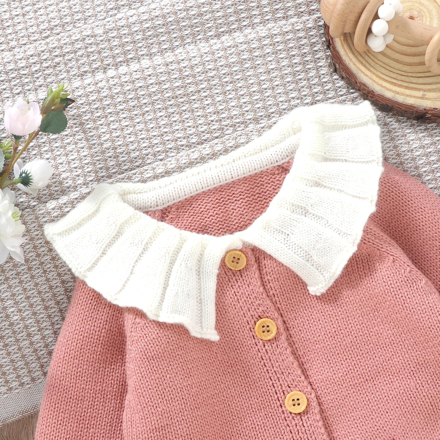 Rooster Embroidery Doll Collar Knit Cardigan