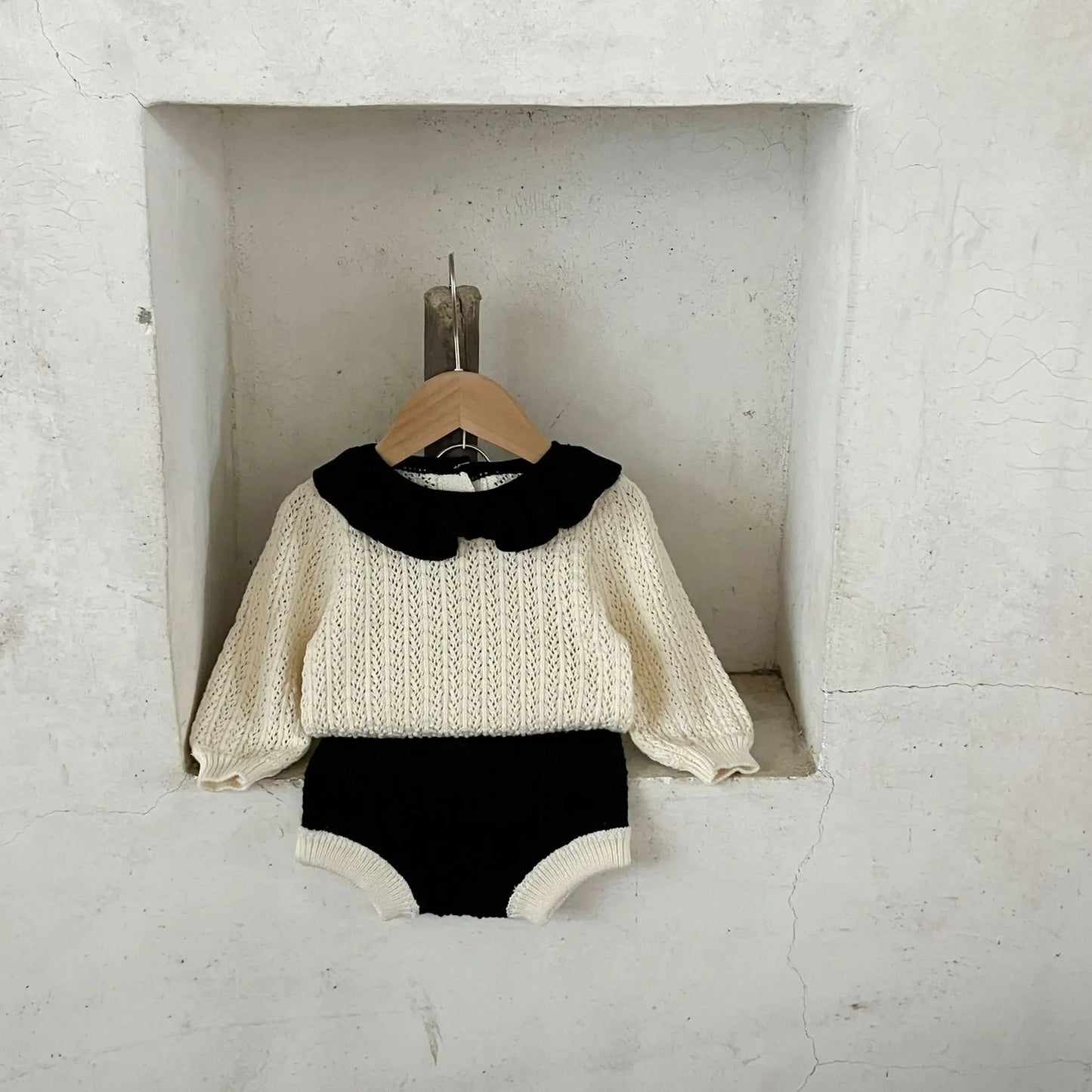 Breathable Ruffle Collar Knit Set