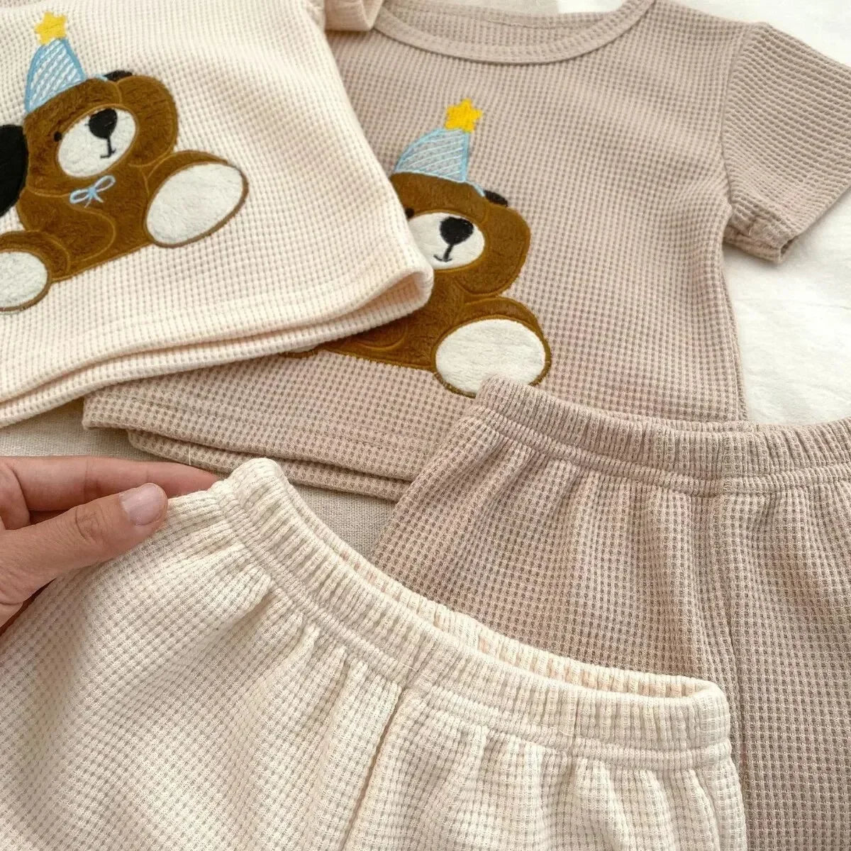 Waffle Knit Bear Embroidery Set