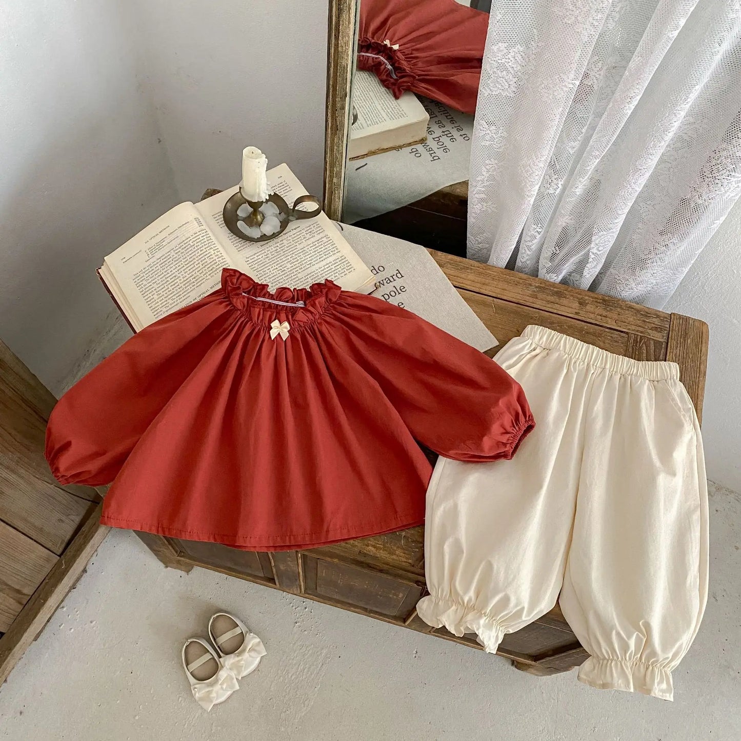Red Bow Blouse Wide Set