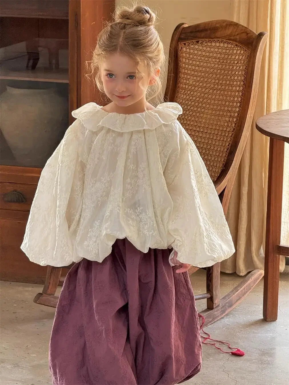 Girls Lantern Sleeve Collared Blouse