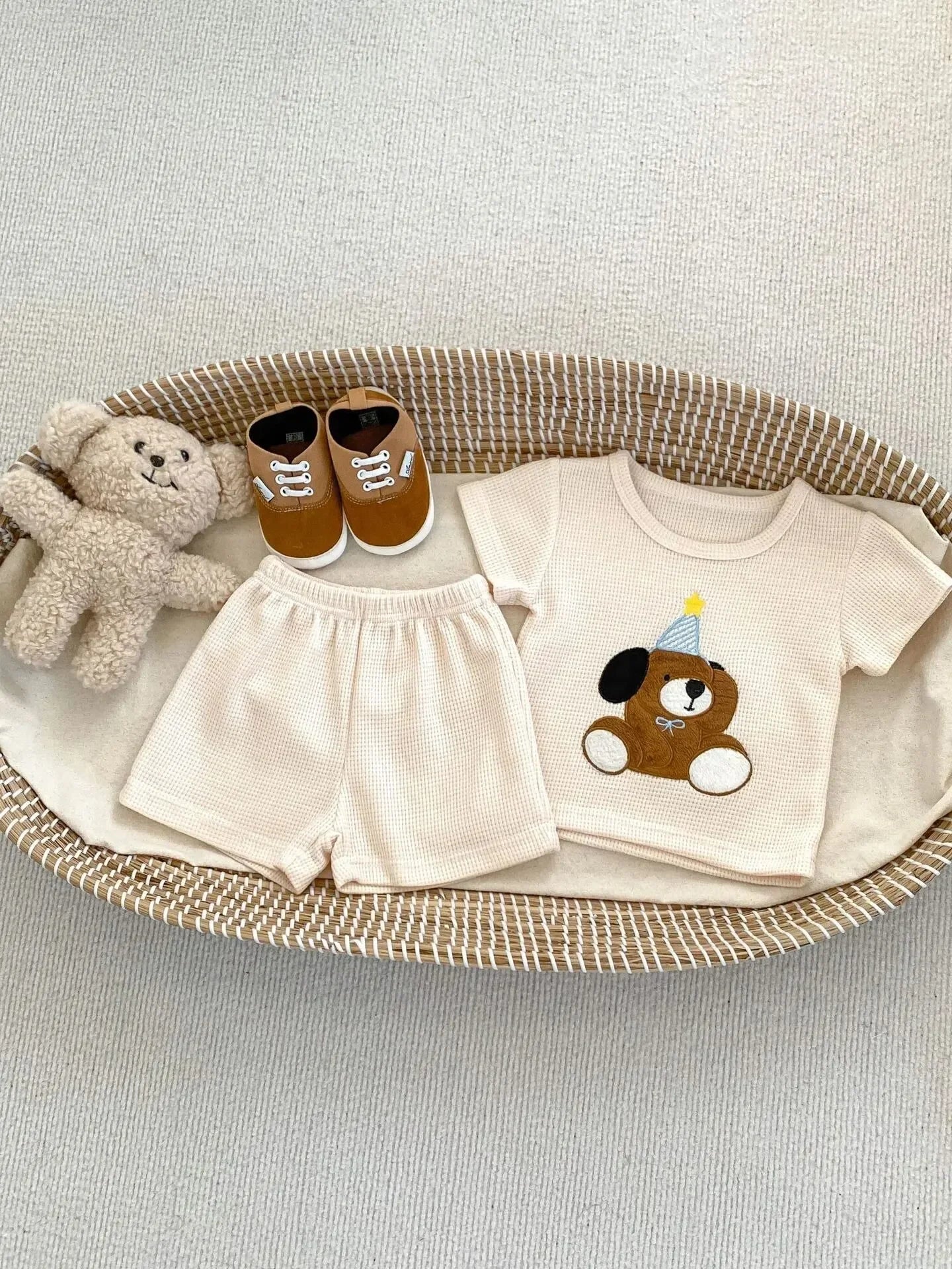 Waffle Knit Bear Embroidery Set