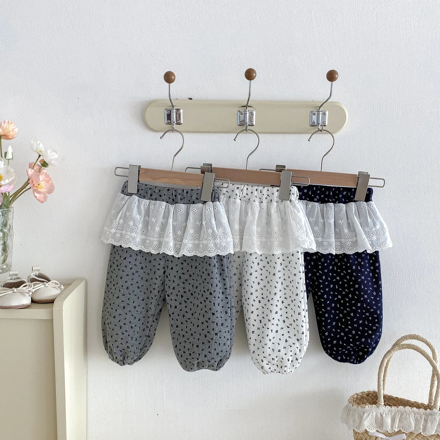 Floral Embroidery Laced Pants